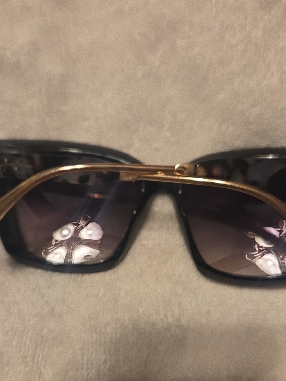 Jessica Simpson Black Oversized Square Sunglasses with Gradient Lenses #2 - Picture 2 of 4